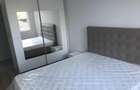 APARTAMENT GENEROS CU BALCON MARE LINGA STATIA DE METROU.
