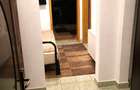 Apartament 1 camera, parter inalt, cu boxa si loc parcare,zona C-lea Romanului
