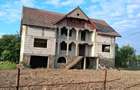 Casă cu 6 camere cu Teren 1800 Mp în Suplacu de Barcău