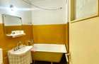 Apartament 2 camere, bloc caramida, Calea Bucuresti-Institut, sud, acoperis nou