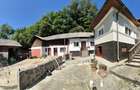 Casa 3 camere cu teren 572 mp, anexe si curte Godeni, Arges - 12