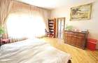 Apartament spatios cu doua camere de inchiriat la casa