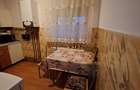 Vand apartament cu 2 camere, bucatarie, baie, camara, hol si balcon inchis. Are centrala proprie pe gaz, geamuri termopan, aer conditionat. - 4