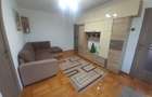 Apartament cu 3 camere de inchiriat