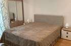 Apartament de inchiriat - 3 camere in jucu de mijloc - 5
