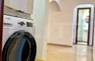 1 camera decomandata de inchiriat intr-un apartament cu 4 camere, zona - 7