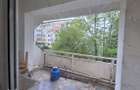 Apartament cu 4 camere decomandat în Mioriței - 3