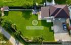 Baicoi - Casa S + P + 1 , 240 mp, teren 1179mp, toate utilitatile - 18