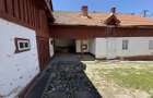 Casa cu curte ?i anexe in Poiana Sibiului - 12