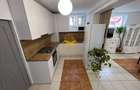 Apartament cu 3 camere decomandat în Central - 3