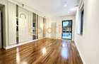 Apartament cu 4 camere decomandat în Capitale - 54