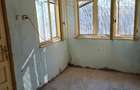 Dascalu, casa veche 4 camere, acoperis nou, teren 1300 mp, deschidere 39 m - 1