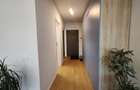 Vand apartament spatios, ready to move, cu loc de parcare - 2