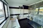 Casa Moderna, Bucov, Pe Deal - 14
