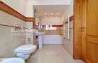 Apartament cu 3 camere decomandat în P-ța Unirii - 13