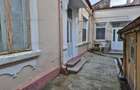 Casă cu 3 camere cu Teren 176 Mp în Central - 2