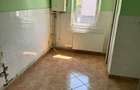 Oportunitate Excelenta: Apartament Spatios cu 3 Camere intr-o Zona Linistita si Accesibila! - 1