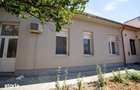 Apartament cu 2 camere, casa la curte comuna Central, Oradea