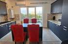 Apartament cu 3 camere în Tractorul - 12