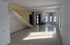 Casa la intrare in Sat Costi - 5