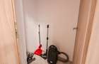 Apartament cu 3 camere decomandat în Tractorul - 22