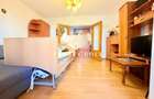 Apartament cu 4 camere decomandat în P-ța Victoriei - 2