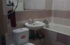 Vand apartament cu 2 camere decomandat Strada Oituz 3 - 2
