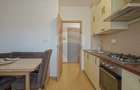 Apartament cu 3 camere decomandat în Tractorul - 3