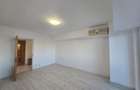 Apartament cu 3 camere decomandat în Colentina - 2