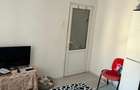 Apartament cu 3 camere decomandat în Titu - 5