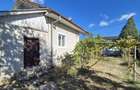 Casă cu 2 camere cu Teren 994 Mp în Central - 2