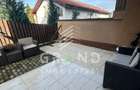 Apartament cu terasaStr. Campului,Mana?tur 4 camere - 36