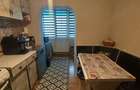 Apartament cu 3 camere decomandat în Siret - 1
