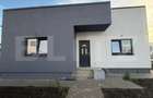 Casa individuala plan parter, 2 dormitoare, 473 mp teren, zo - 10
