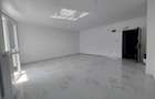 Apartament cu 4 camere decomandat în Dobroești - 3