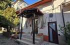 Casă cu 3 camere cu Canalizare în P-ța Romană - 48
