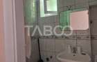 Apartament la casa 52 mp 2 camere terasa pivnita central Cisnadie - 10