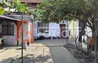 Casă individuală cu 7 camere cu Canalizare în Buziașului - 11