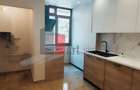 Apartament cu 3 camere semidecomandat în P-ța Victoriei - 12