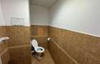 Spațiu comercial, de 222 mp, în Central - 13