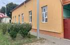 Casă cu 2 camere cu Teren 50 Mp în Central - 1