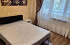 Inchiriez apartament 3 camere colentina - 1