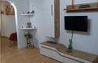 Apartament cu 3 camere semidecomandat în Berceni - 3