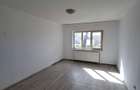 Apartament 3 camere, balcon, parter, pre? bun - 4