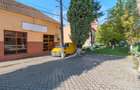 Spațiu comercial, de 200 mp, în Central - 4