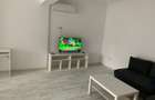 Apartament cu 2 camere decomandat în Apărătorii Patriei - 2