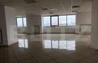 Spațiu comercial, de 1,000 mp, în Central - 10