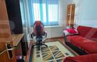 Apartament cu 3 camere semidecomandat, mobilat în Micro 4 - 4