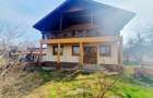 Casă cu 3 camere cu Teren 1368 Mp în Arcani - 2
