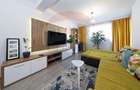 Apartament cu 3 camere decomandat în Tractorul - 4